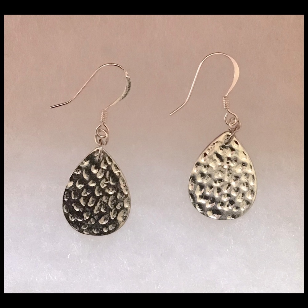 💥$8 Each or 3/$15💥New Handmade Sterling Silver Earrings with Teardrops Charms